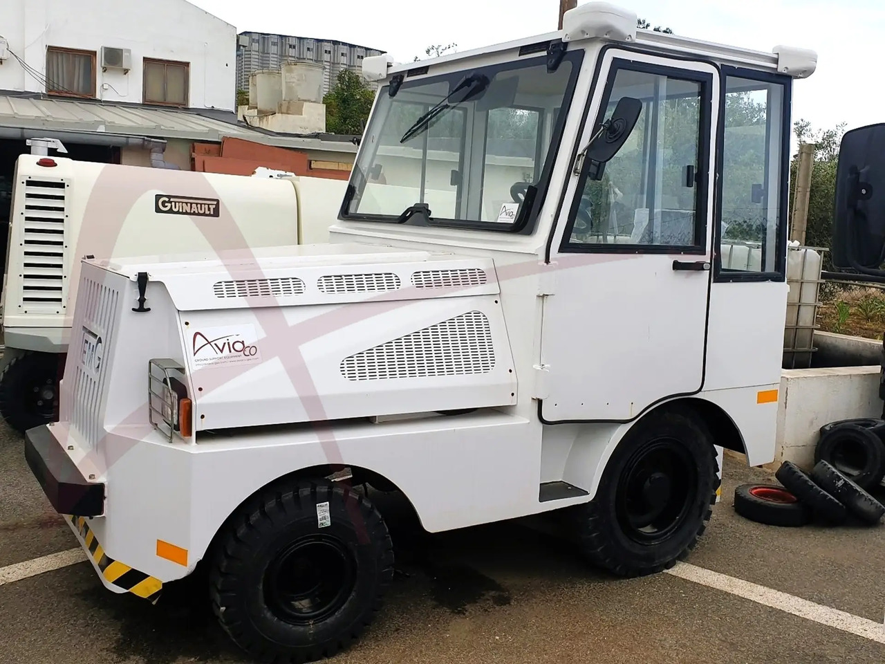 TEMG TG5001 - Poggyász vontató: 2 kép. TEMG TG5001 - Poggyász vontató: 2 kép.
