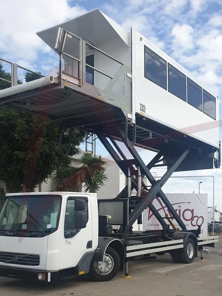 TLD CHTP BM 5,9 - Ambulift: 5 kép. TLD CHTP BM 5,9 - Ambulift: 5 kép.