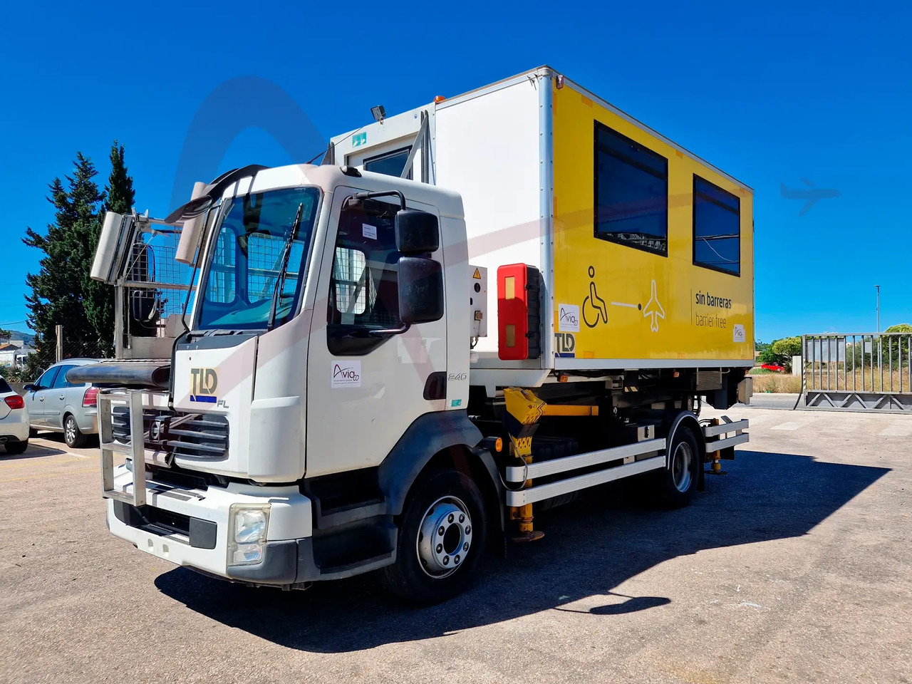 TLD CHTP PM-5.9 - Ambulift: 1 kép. TLD CHTP PM-5.9 - Ambulift: 1 kép.