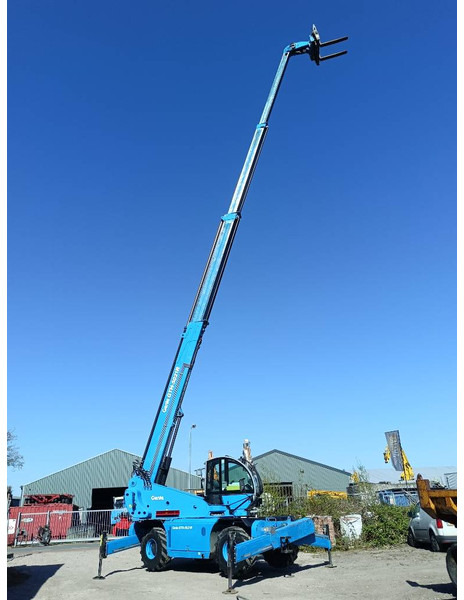 Genie GTH 5021 R roterende verreiker telescopic lade 21m - Teleszkópos rakodó: 3 kép. Genie GTH 5021 R roterende verreiker telescopic lade 21m - Teleszkópos rakodó: 3 kép.