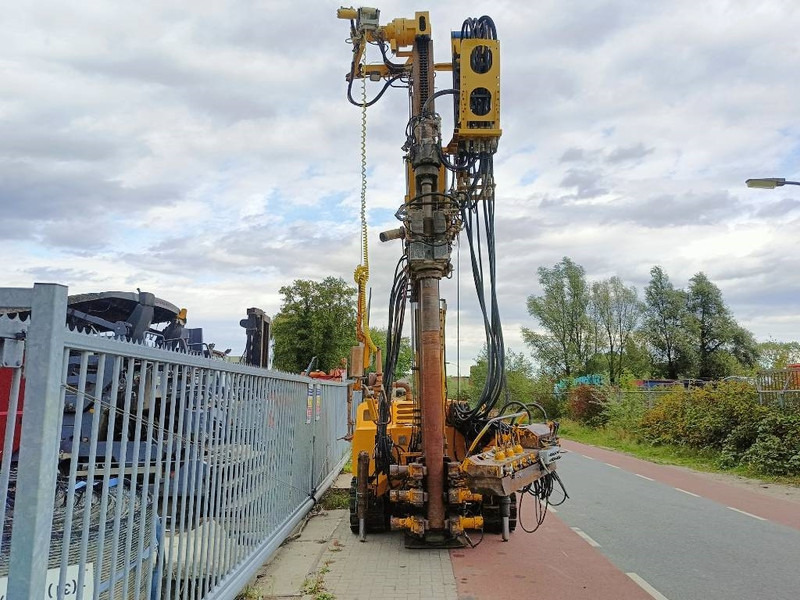 Fúrógép Klemm KR 707-1W piling drill rig micro rig bohrgerat KH5: 10 kép. Fúrógép Klemm KR 707-1W piling drill rig micro rig bohrgerat KH5: 10 kép.