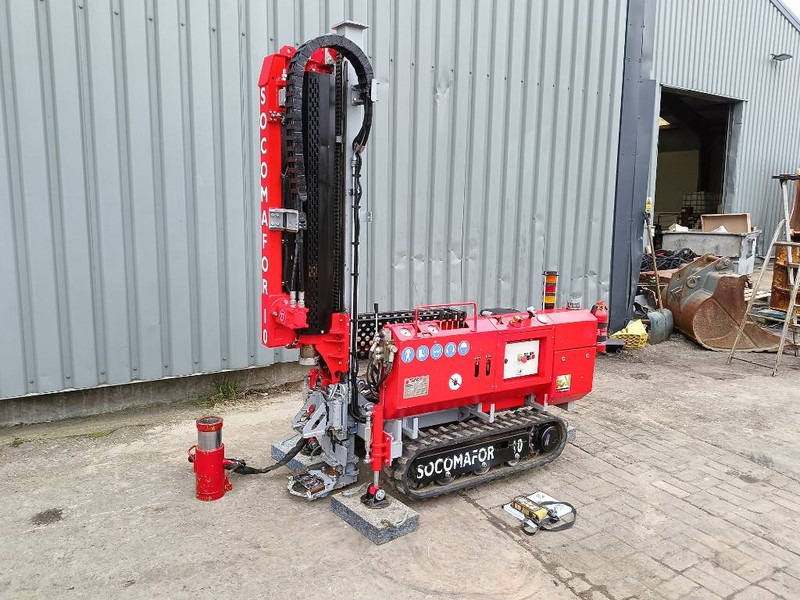 Socomafor 10 micro piling rig hei machine boor dri - Cölöpverő: 1 kép. Socomafor 10 micro piling rig hei machine boor dri - Cölöpverő: 1 kép.