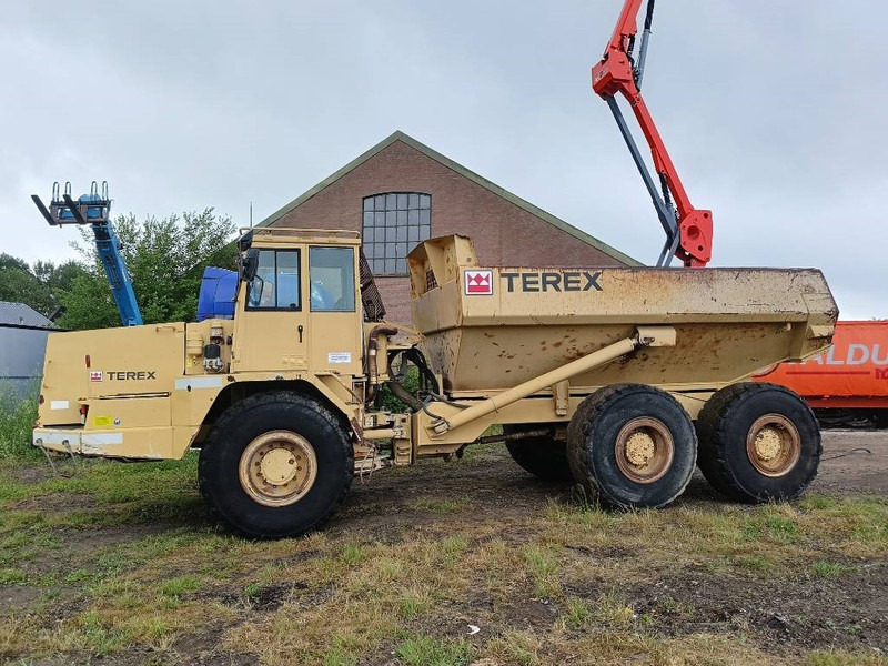 Csuklós dömper Terex TA 30 dumper kupper knik truck 27 ton CE airco: 9 kép. Csuklós dömper Terex TA 30 dumper kupper knik truck 27 ton CE airco: 9 kép.