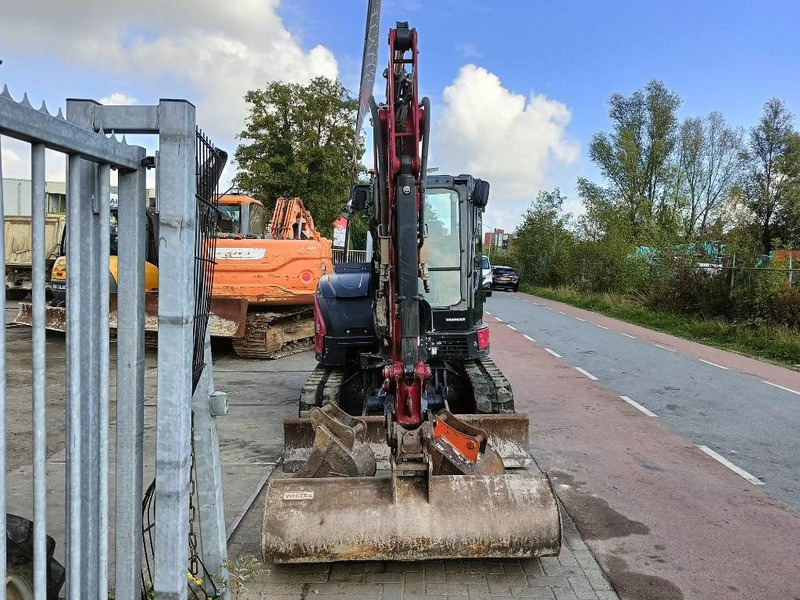 Yanmar Vio 50 -6b vio50 rupskraan excavator bagger track - Minikotró: 4 kép. Yanmar Vio 50 -6b vio50 rupskraan excavator bagger track - Minikotró: 4 kép.