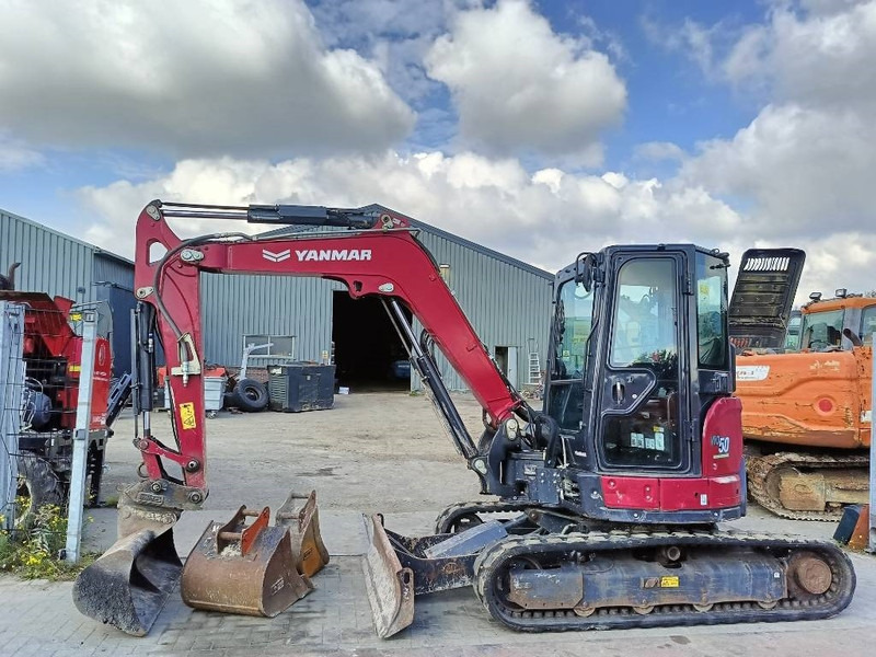 Yanmar Vio 50 -6b vio50 rupskraan excavator bagger track - Minikotró: 2 kép. Yanmar Vio 50 -6b vio50 rupskraan excavator bagger track - Minikotró: 2 kép.