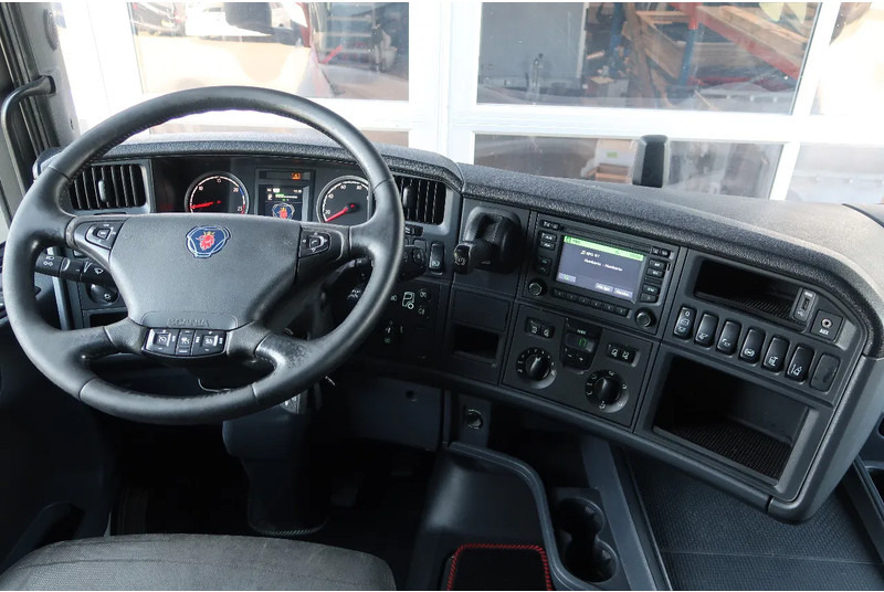 Scania R450 RETARDER/ 2X TANK/ DIFF LOCK - Nyergesvontató: 5 kép. Scania R450 RETARDER/ 2X TANK/ DIFF LOCK - Nyergesvontató: 5 kép.