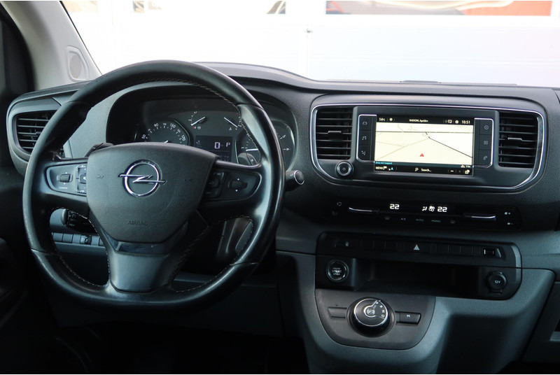 Opel Vivaro 2.0 CDTI L3H1 Innovation AUT/ LED/ CAMERA/ NAVI/ CRUISE/ CLIMA/ TREKHAAK - Kis furgon: 5 kép. Opel Vivaro 2.0 CDTI L3H1 Innovation AUT/ LED/ CAMERA/ NAVI/ CRUISE/ CLIMA/ TREKHAAK - Kis furgon: 5 kép.