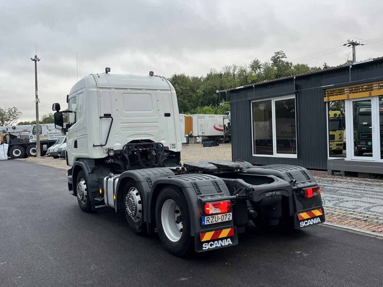 SCANIA R440 6x2 ADR automatic TOP - Nyergesvontató: 4 kép. SCANIA R440 6x2 ADR automatic TOP - Nyergesvontató: 4 kép.