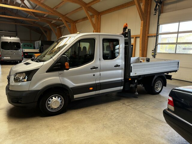 FORD Transit FT 350L Doka TdCI 1.2t Fassi Kran - Platós kisteherautó, Duplakabinos kisteherautó: 2 kép. FORD Transit FT 350L Doka TdCI 1.2t Fassi Kran - Platós kisteherautó, Duplakabinos kisteherautó: 2 kép.
