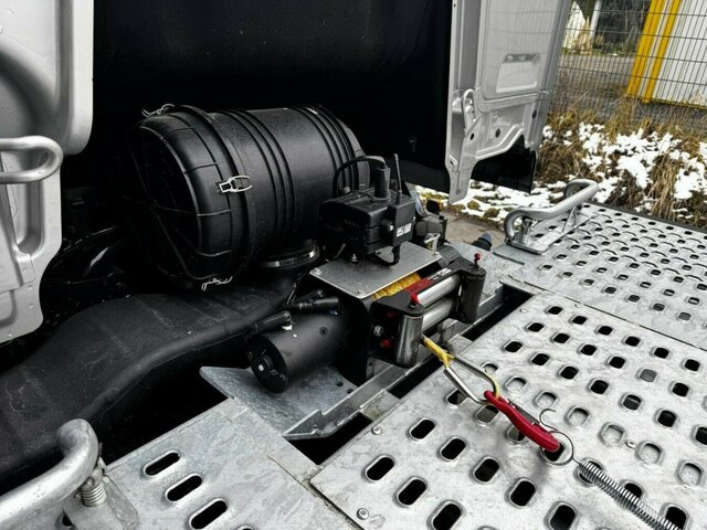 MAN TGL 12.250 BL Autotransporter FVG... - Vontató: 5 kép. MAN TGL 12.250 BL Autotransporter FVG... - Vontató: 5 kép.