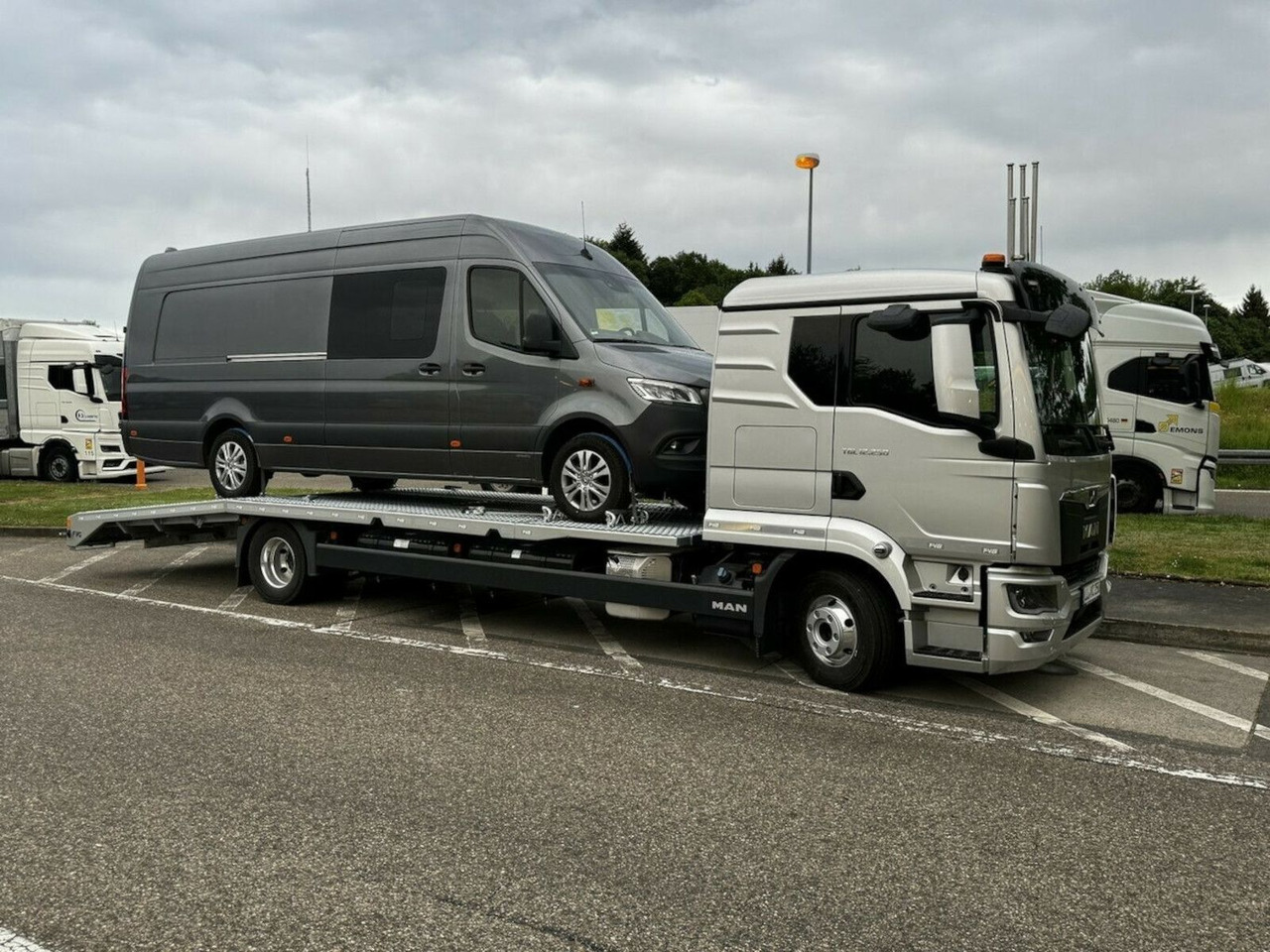 MAN TGL 12.250 BL Autotransporter Netto 116714- - Vontató: 5 kép. MAN TGL 12.250 BL Autotransporter Netto 116714- - Vontató: 5 kép.