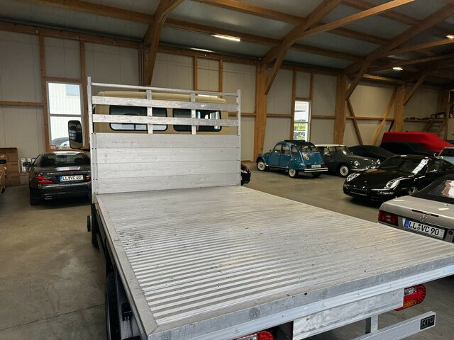 MERCEDES-BENZ 814 DA T2 Vario 4x4 Allrad... - Kempingautó: 2 kép. MERCEDES-BENZ 814 DA T2 Vario 4x4 Allrad... - Kempingautó: 2 kép.