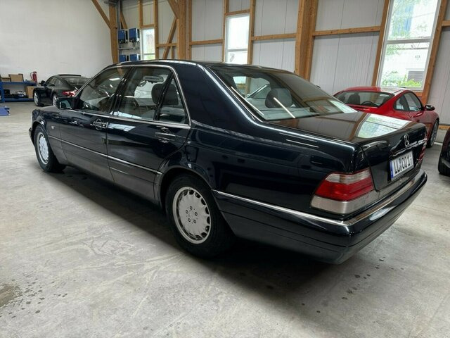 MERCEDES-BENZ S 320 W 140 2. Hand Scheckheft Mercedes - Szedán: 3 kép. MERCEDES-BENZ S 320 W 140 2. Hand Scheckheft Mercedes - Szedán: 3 kép.