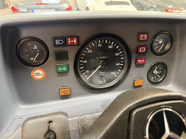 MERCEDES-BENZ T1 310 Bremer Doka perfekt!... - Dobozos kisteherautó, Többcélú/ Speciális jármű: 4 kép. MERCEDES-BENZ T1 310 Bremer Doka perfekt!... - Dobozos kisteherautó, Többcélú/ Speciális jármű: 4 kép.