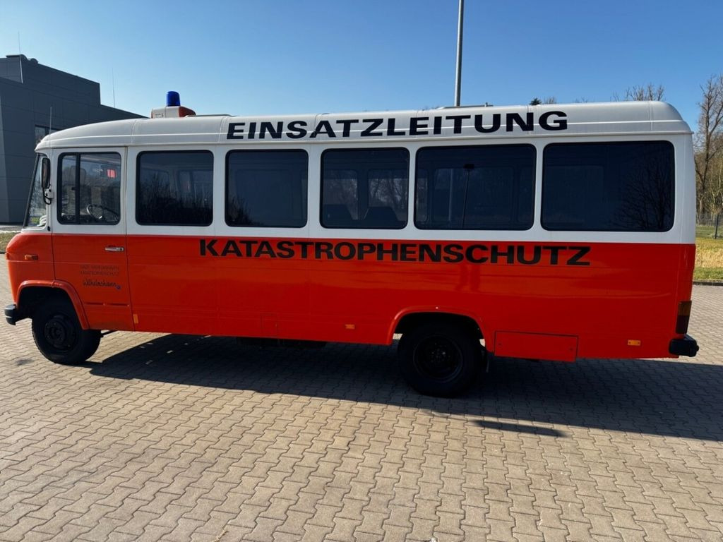 Mercedes-Benz O 309 D 608 613 - Furgon: 5 kép. Mercedes-Benz O 309 D 608 613 - Furgon: 5 kép.
