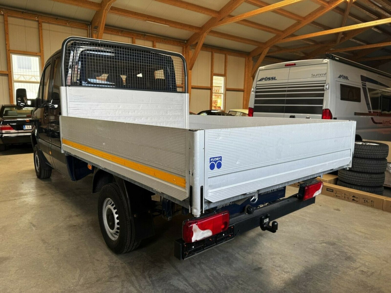 Platós kisteherautó, Duplakabinos kisteherautó Mercedes-Benz Sprinter 313 CDI Doka 4x4 Autom. AHK 3.5t: 7 kép.