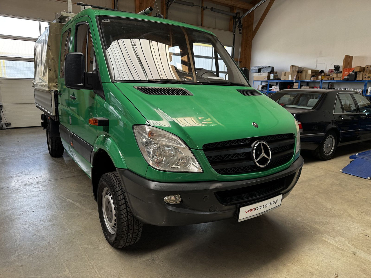 Mercedes-Benz Sprinter 315 CDI Doka 4x4 Allrad Untersetzung - Platós kisteherautó, Duplakabinos kisteherautó: 3 kép. Mercedes-Benz Sprinter 315 CDI Doka 4x4 Allrad Untersetzung - Platós kisteherautó, Duplakabinos kisteherautó: 3 kép.