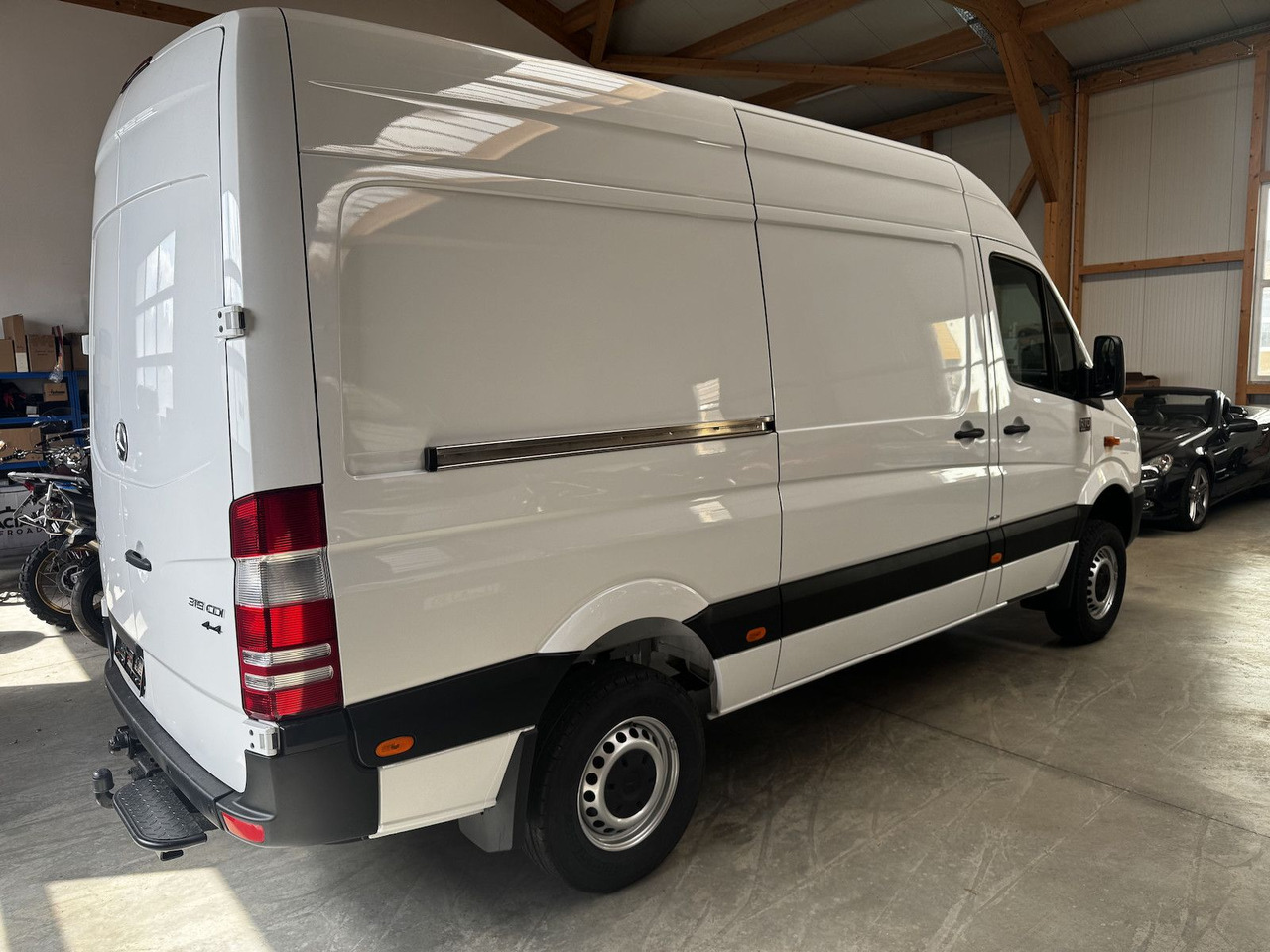 Mercedes-Benz Sprinter 319 CDI 4x4 3.0 V6 Untersetzung 1a! - Kempingautó: 5 kép. Mercedes-Benz Sprinter 319 CDI 4x4 3.0 V6 Untersetzung 1a! - Kempingautó: 5 kép.