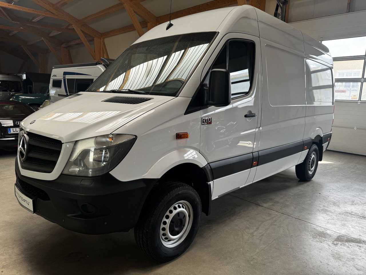 Mercedes-Benz Sprinter 319 CDI 4x4 3.0 V6 Untersetzung 1a! - Furgon: 1 kép. Mercedes-Benz Sprinter 319 CDI 4x4 3.0 V6 Untersetzung 1a! - Furgon: 1 kép.