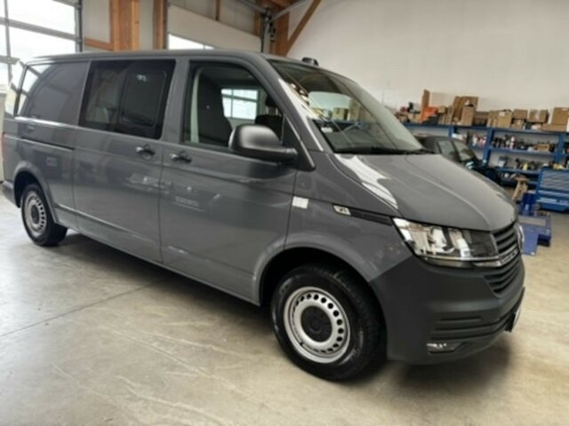 VW T6.1 lang 5-Sitzer 2.0 TDI 4Motion LKW - Kis furgon: 1 kép. VW T6.1 lang 5-Sitzer 2.0 TDI 4Motion LKW - Kis furgon: 1 kép.