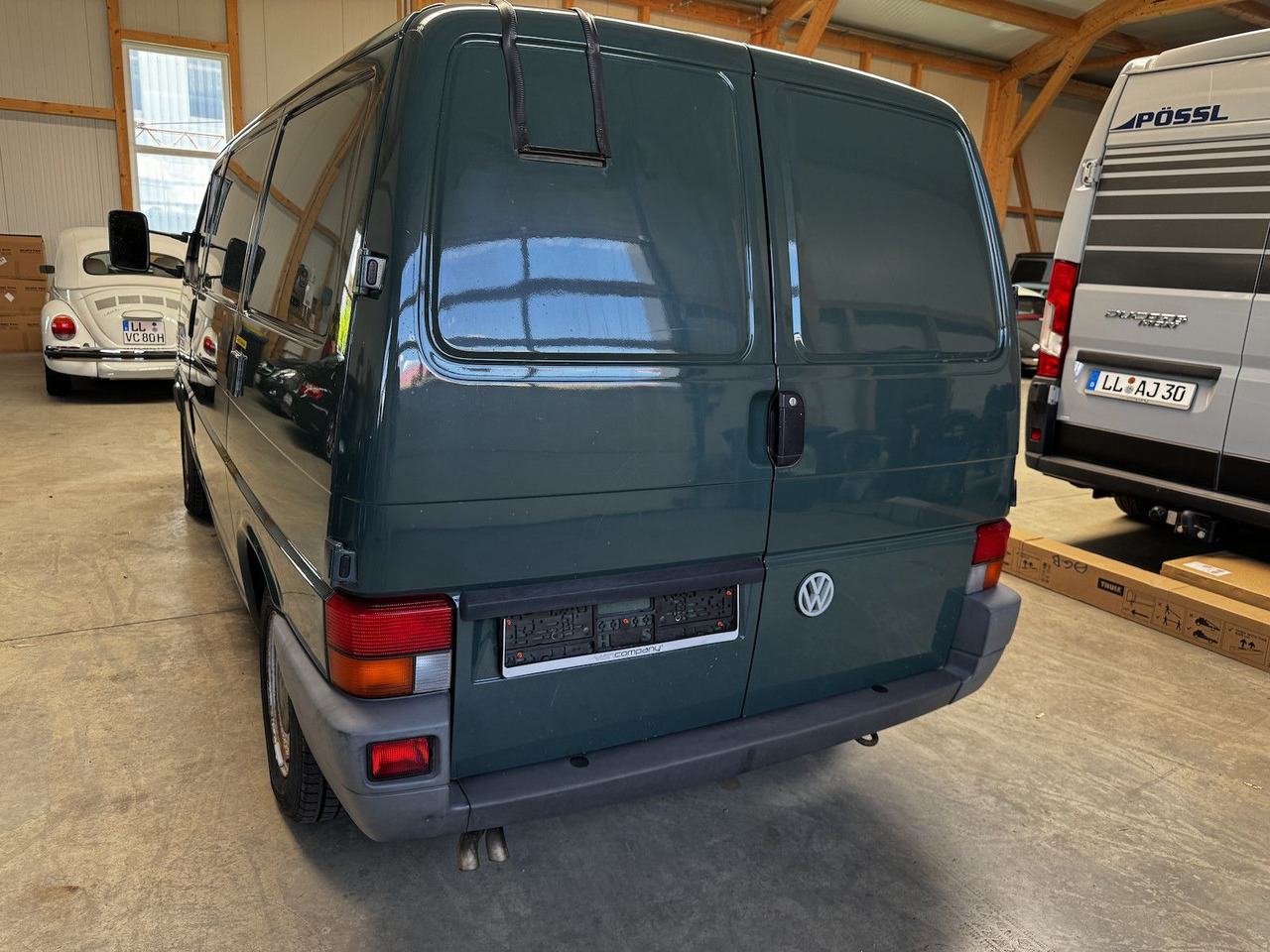 Volkswagen T4 2.5 Syncro 1. Hand H-Kennzeichen - Kis furgon: 5 kép. Volkswagen T4 2.5 Syncro 1. Hand H-Kennzeichen - Kis furgon: 5 kép.