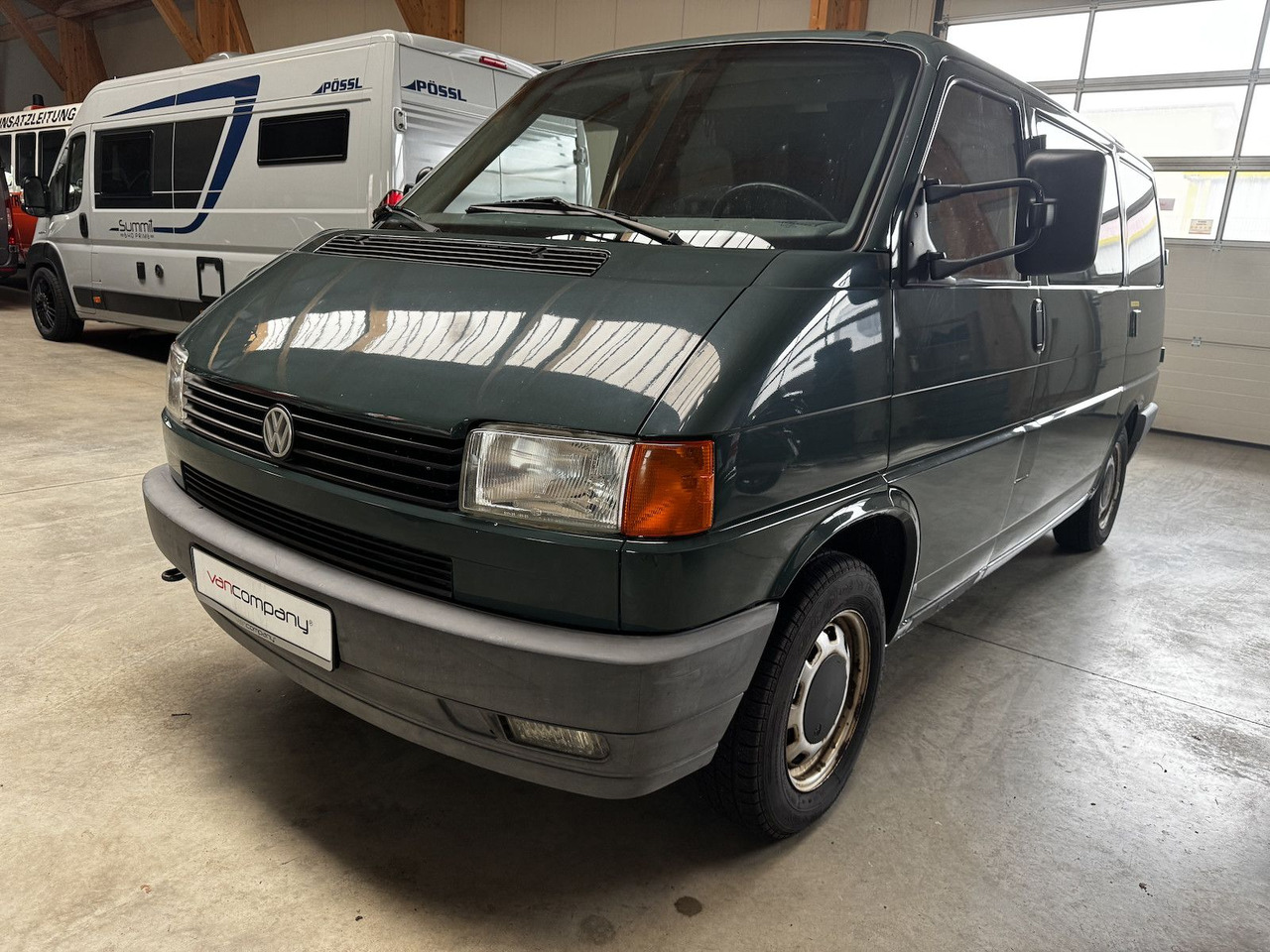 Volkswagen T4 2.5 Syncro 1. Hand H-Kennzeichen - Autó: 1 kép. Volkswagen T4 2.5 Syncro 1. Hand H-Kennzeichen - Autó: 1 kép.