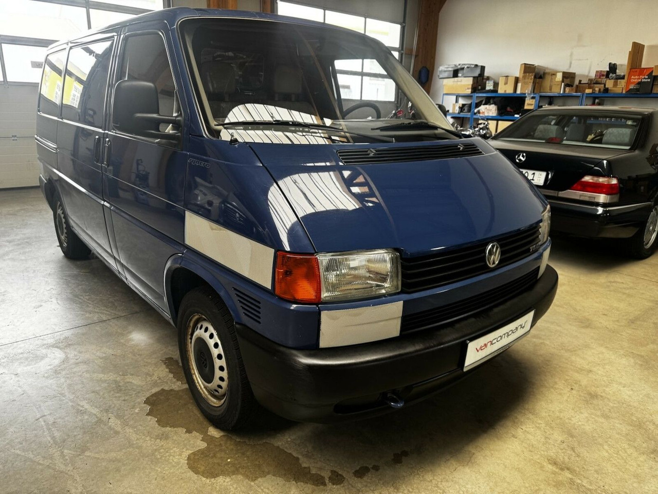 Volkswagen T4 2.5 TDI Syncro 1. Hand MwSt. awb. - Kombi: 3 kép. Volkswagen T4 2.5 TDI Syncro 1. Hand MwSt. awb. - Kombi: 3 kép.