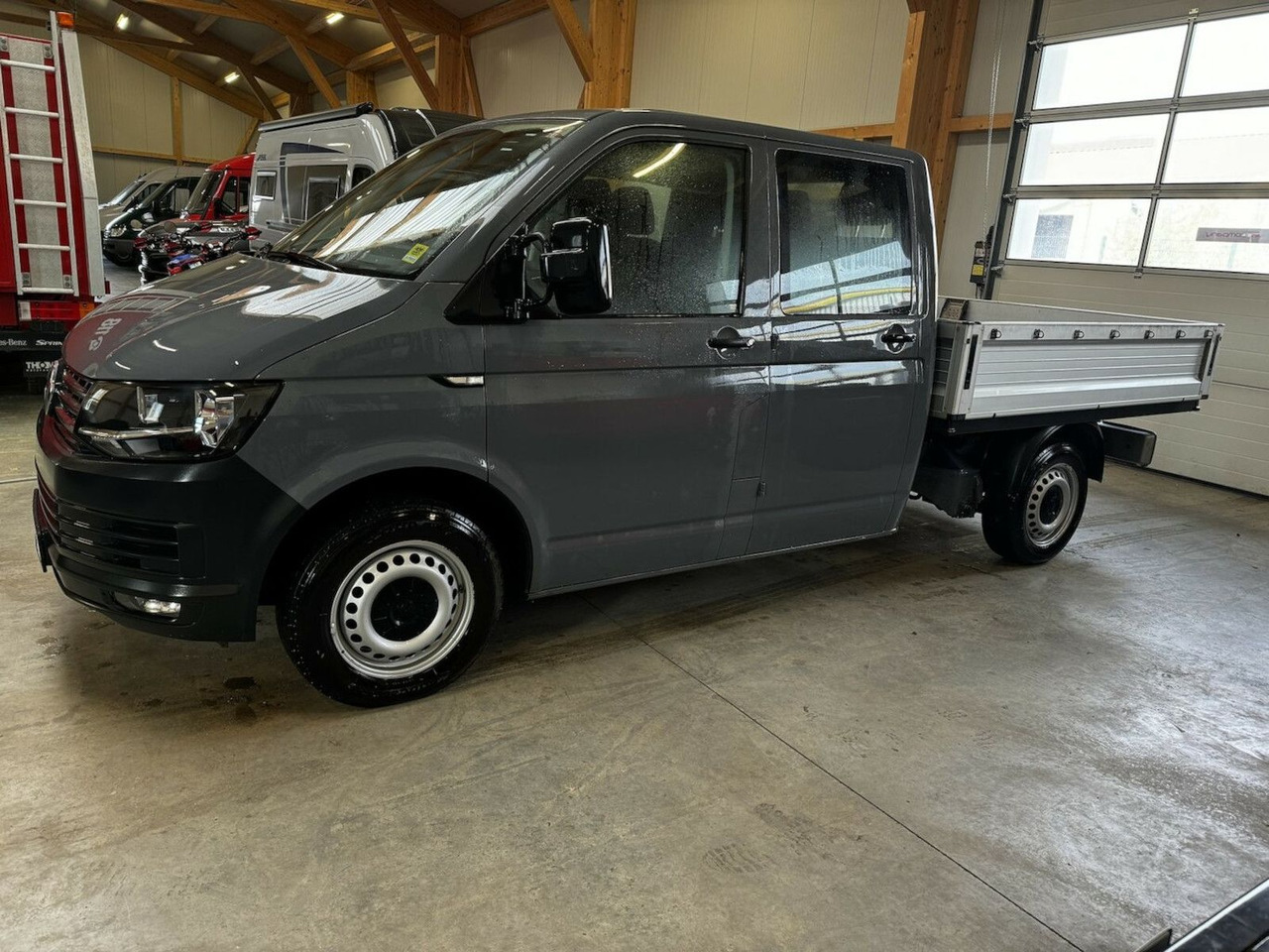 Volkswagen T6 Doka 2.0 TDI 4Motion Klima Webasto - Platós kisteherautó, Duplakabinos kisteherautó: 4 kép. Volkswagen T6 Doka 2.0 TDI 4Motion Klima Webasto - Platós kisteherautó, Duplakabinos kisteherautó: 4 kép.