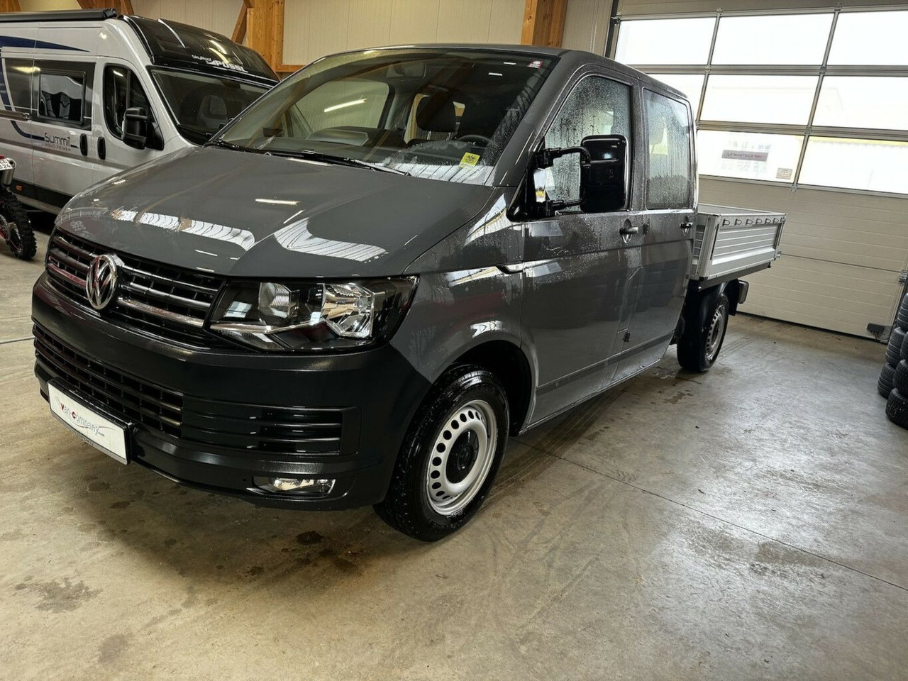 Volkswagen T6 Doka 2.0 TDI 4Motion Klima Webasto - Platós kisteherautó, Duplakabinos kisteherautó: 1 kép. Volkswagen T6 Doka 2.0 TDI 4Motion Klima Webasto - Platós kisteherautó, Duplakabinos kisteherautó: 1 kép.