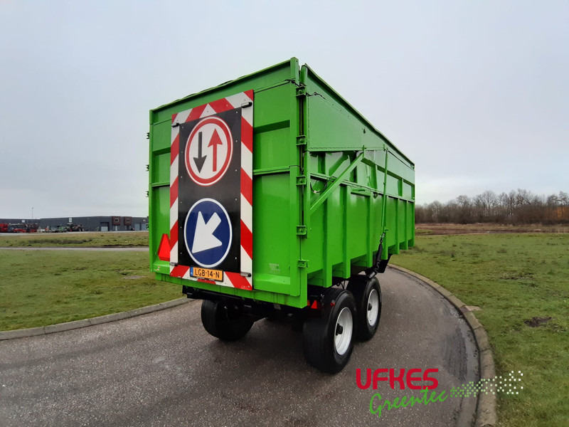 AJK AT 1115 V - Rotációs kapa: 4 kép. AJK AT 1115 V - Rotációs kapa: 4 kép.