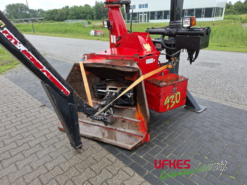 Greentec 930 / Mowi 400 - Faaprító: 5 kép. Greentec 930 / Mowi 400 - Faaprító: 5 kép.