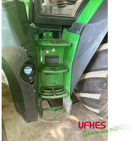 John Deere 6215 R - Traktor: 5 kép. John Deere 6215 R - Traktor: 5 kép.