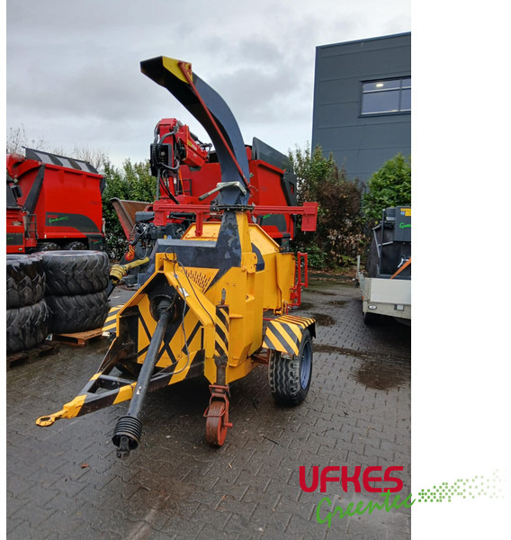 TS 532 Z - Faaprító: 3 kép. TS 532 Z - Faaprító: 3 kép.