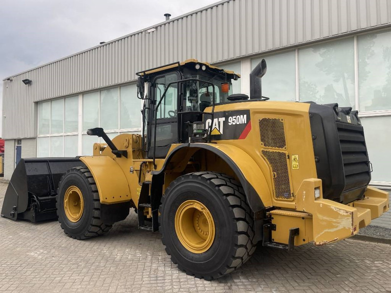 Cat 950 M 2019 - Gumikerekes homlokrakodó: 4 kép. Cat 950 M 2019 - Gumikerekes homlokrakodó: 4 kép.