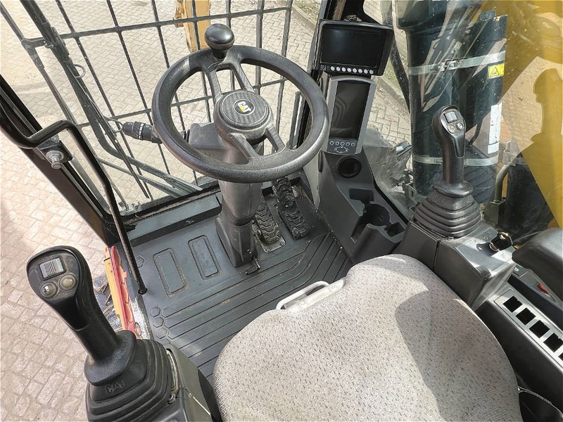 Hulladék kotró a következők szállításához hulladék Cat MH3022 2015 CE: 9 kép. Hulladék kotró a következők szállításához hulladék Cat MH3022 2015 CE: 9 kép.