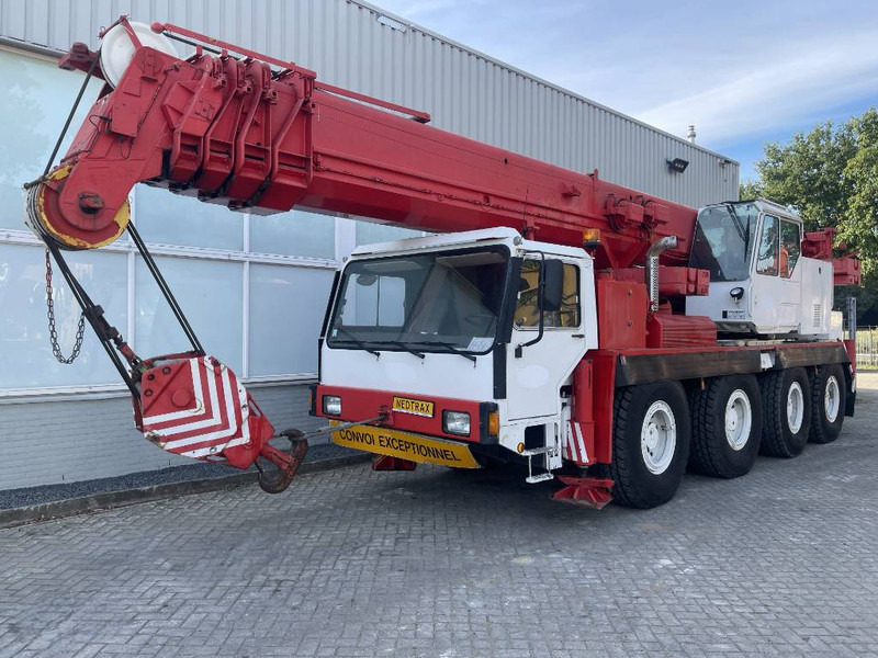 Liebherr LTM 1070 1991 - Terepjáró autódaru: 1 kép. Liebherr LTM 1070 1991 - Terepjáró autódaru: 1 kép.