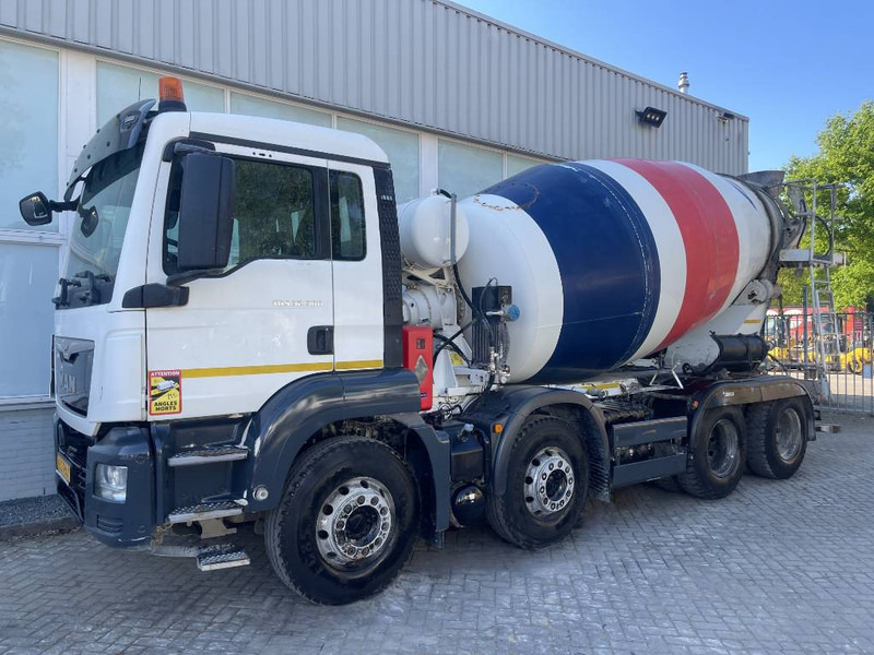MAN TGS 32.360 2017 Euro6 9m3 - Betonmixer: 2 kép. MAN TGS 32.360 2017 Euro6 9m3 - Betonmixer: 2 kép.