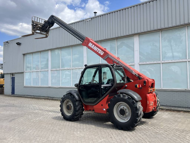 Manitou MLT 731 LSU T 2006 CE - Teleszkópos rakodó: 3 kép. Manitou MLT 731 LSU T 2006 CE - Teleszkópos rakodó: 3 kép.