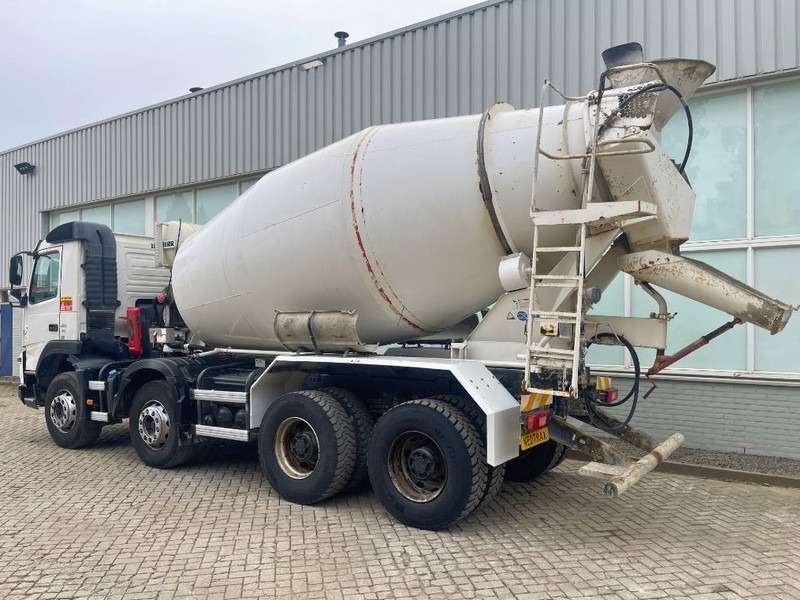 Volvo FMX 410 2013 Euro 5 - Betonmixer: 4 kép. Volvo FMX 410 2013 Euro 5 - Betonmixer: 4 kép.