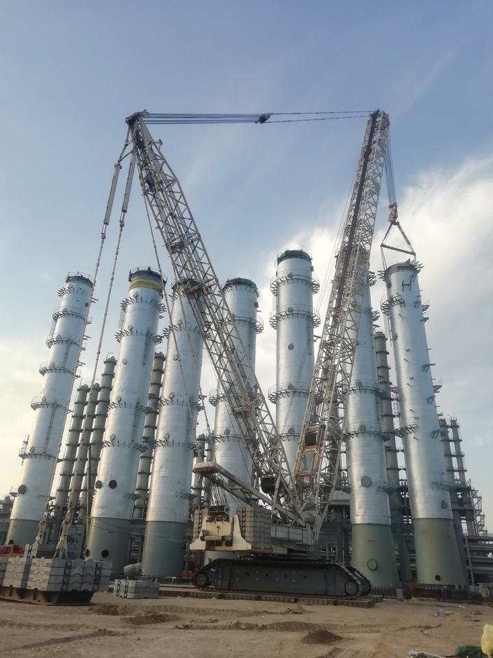 DEMAG CC6800-1 Construction Site Lifting Machine 1250t Second Hand Heavy Duty Crawler Crane Price - Lánctalpas daru: 2 kép. DEMAG CC6800-1 Construction Site Lifting Machine 1250t Second Hand Heavy Duty Crawler Crane Price - Lánctalpas daru: 2 kép.