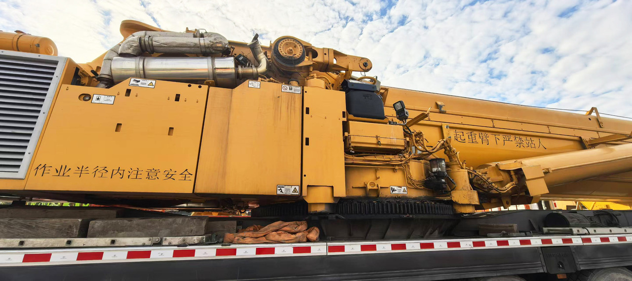 LIEBHERR Second Hand Mobile Crane 500 Ton LTM1500 Hydraulic Crane With High Quality - Autódaru: 5 kép. LIEBHERR Second Hand Mobile Crane 500 Ton LTM1500 Hydraulic Crane With High Quality - Autódaru: 5 kép.