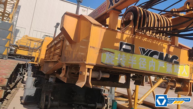 XCMG 2014 XGC130 130ton used crawler crane price - Lánctalpas daru: 4 kép. XCMG 2014 XGC130 130ton used crawler crane price - Lánctalpas daru: 4 kép.
