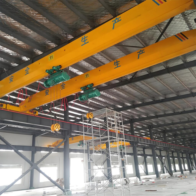 XCMG Electric Single Beam Overhead Crane - Portáldaru: 3 kép. XCMG Electric Single Beam Overhead Crane - Portáldaru: 3 kép.