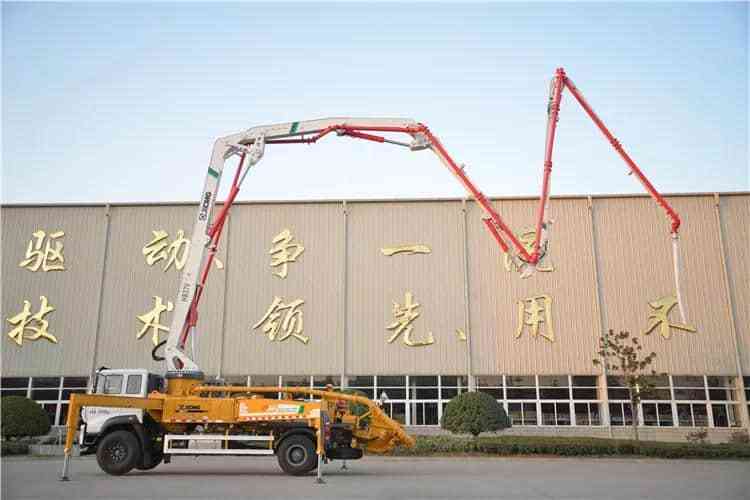 XCMG Factory HB37V Used 37m Concrete Pump Truck - Betonpumpa: 4 kép. XCMG Factory HB37V Used 37m Concrete Pump Truck - Betonpumpa: 4 kép.