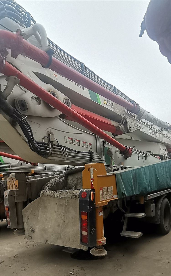 XCMG Official 2021 Year Hb62V Construction Machinery 62m Used Concrete Pump Truck for Sale - Betonpumpa: 4 kép. XCMG Official 2021 Year Hb62V Construction Machinery 62m Used Concrete Pump Truck for Sale - Betonpumpa: 4 kép.