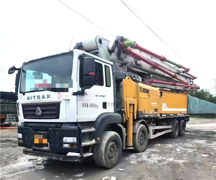 XCMG Official 2021 Year Hb62V Construction Machinery 62m Used Concrete Pump Truck for Sale - Betonpumpa: 3 kép. XCMG Official 2021 Year Hb62V Construction Machinery 62m Used Concrete Pump Truck for Sale - Betonpumpa: 3 kép.
