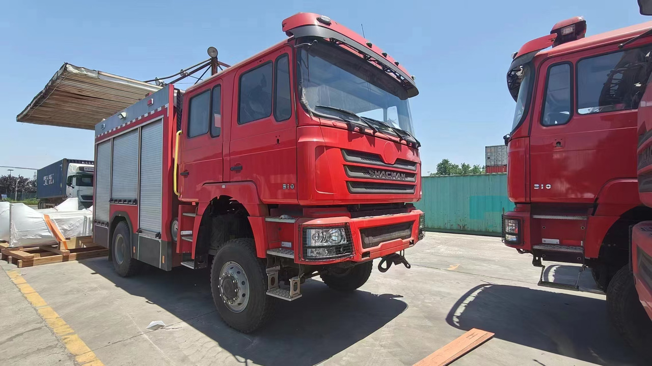 XCMG Official 2024 Year Used Fire Fighting Truck YZR5110 China Water Tank Fire Rescue Truck For Sale - Tűzoltóautó: 5 kép. XCMG Official 2024 Year Used Fire Fighting Truck YZR5110 China Water Tank Fire Rescue Truck For Sale - Tűzoltóautó: 5 kép.