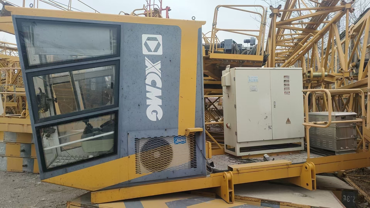 XCMG Official Construction Crane XGT6515A-10S 10t Used Self-Erecting Topless Tower Crane With High Quality - Toronydaru: 4 kép. XCMG Official Construction Crane XGT6515A-10S 10t Used Self-Erecting Topless Tower Crane With High Quality - Toronydaru: 4 kép.