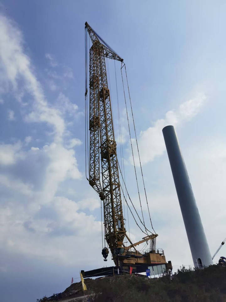 XCMG Official Construction Mobile Crane XGC2100W 110Ton Used Hydraulic Crawler Crane - Lánctalpas daru: 5 kép. XCMG Official Construction Mobile Crane XGC2100W 110Ton Used Hydraulic Crawler Crane - Lánctalpas daru: 5 kép.