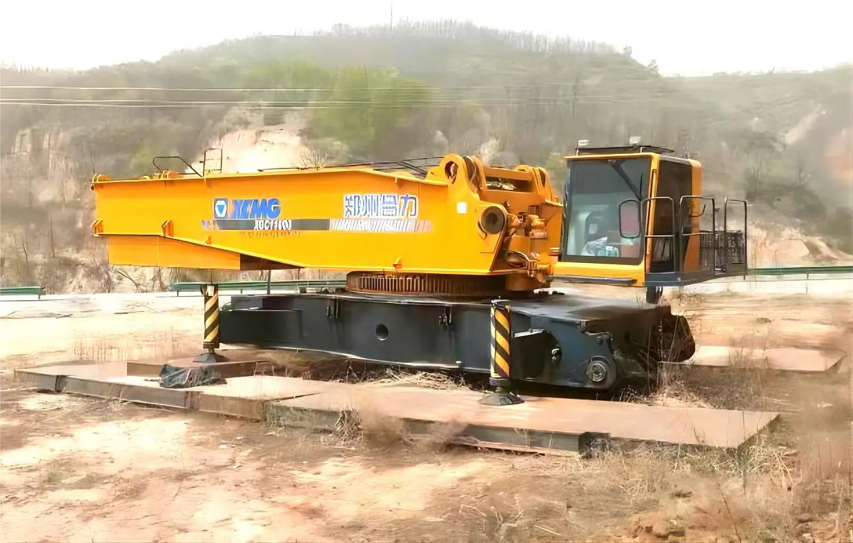 XCMG Official Crane Lifting Equipment Used Crawler crane XGC11000 - Lánctalpas daru: 3 kép. XCMG Official Crane Lifting Equipment Used Crawler crane XGC11000 - Lánctalpas daru: 3 kép.